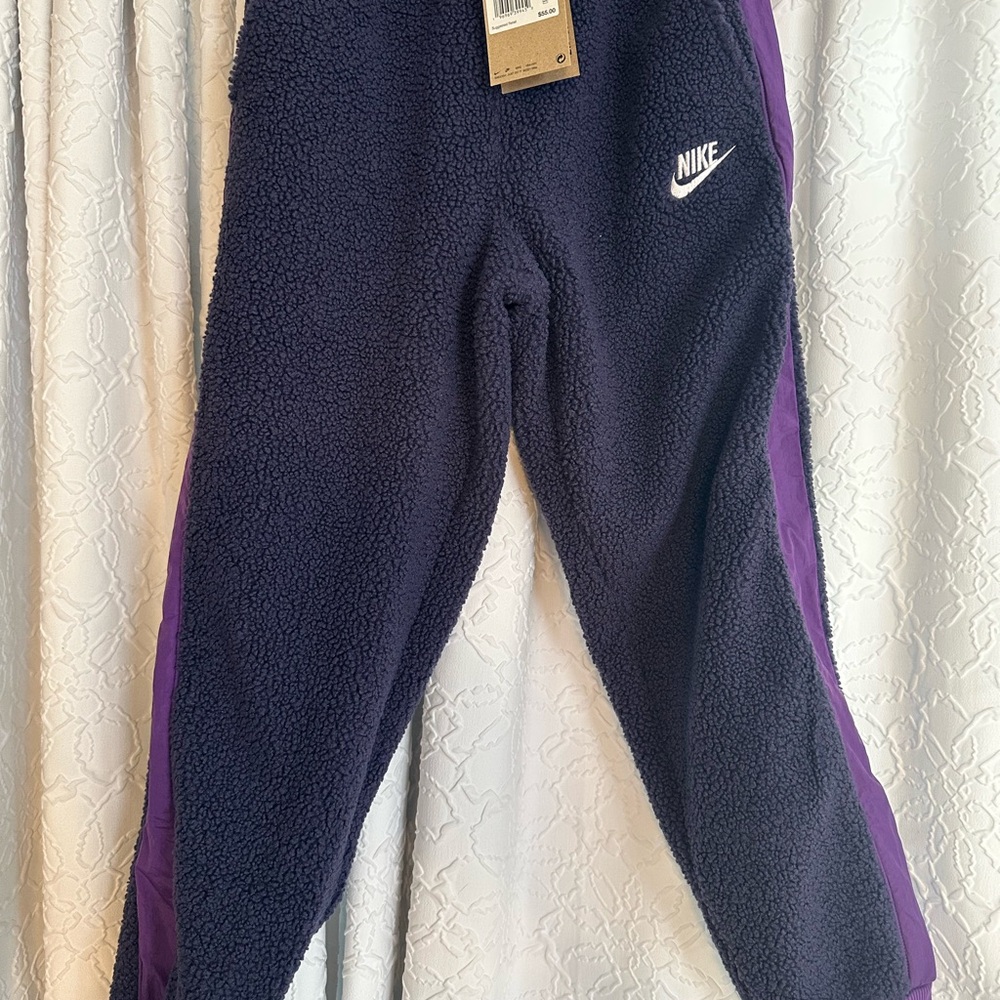 Kid’s unisex Nike boucle joggers